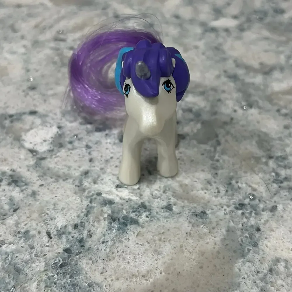 Basic Fun My Little Pony Glory Mini Figure 40th Anniversary G1 Retro White Pony